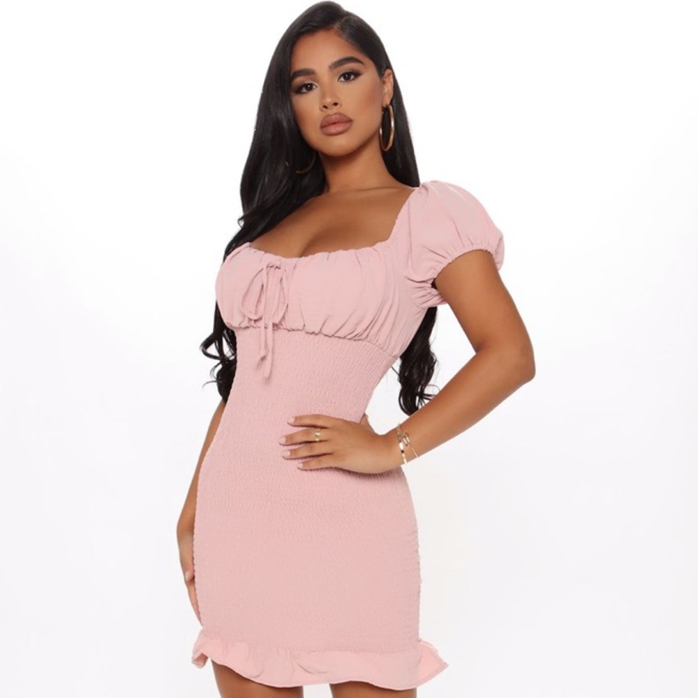 FASHION NOVA